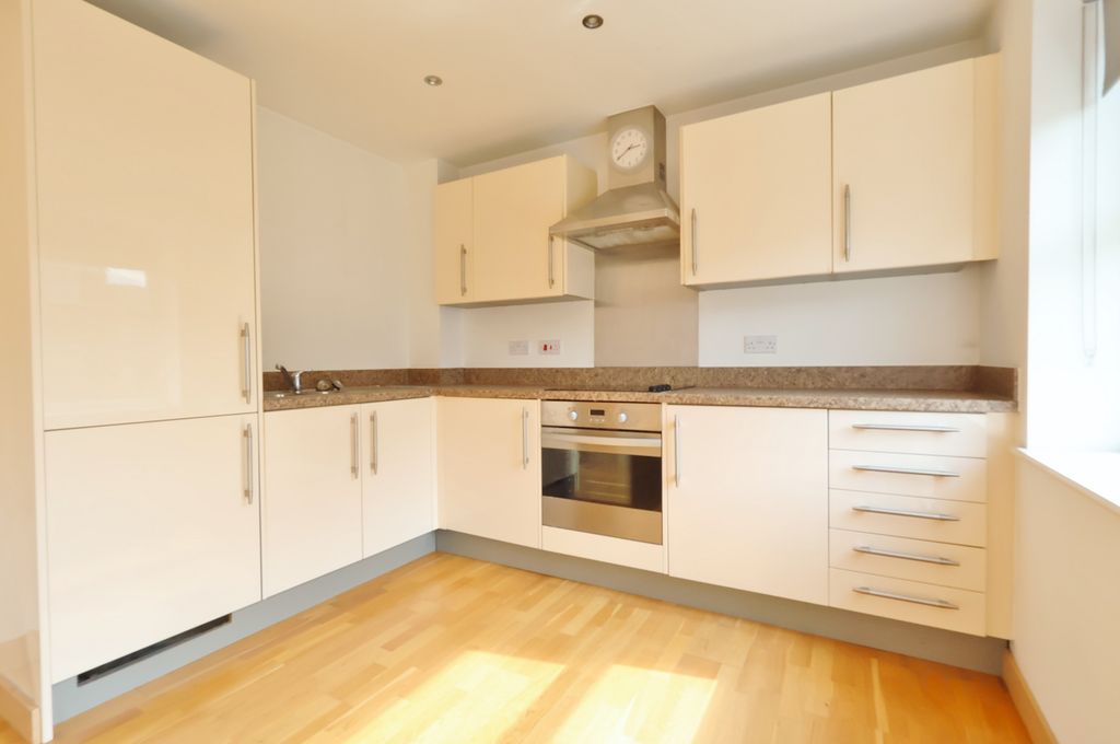 Property photo 2 of 26