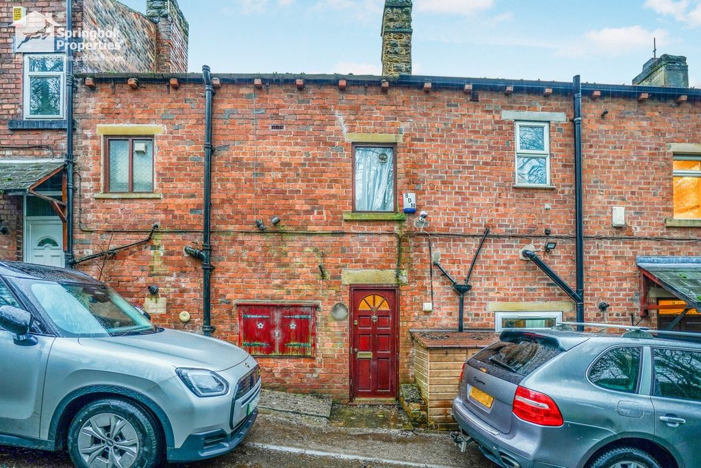 Property photo 1 of 7 Front View