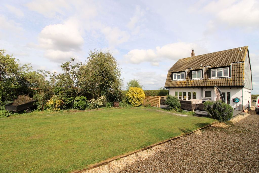 Property photo 1 of 32 Img_2840