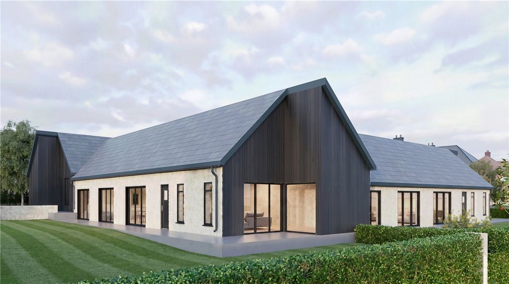 Property photo 1 of 5 Rear Elevation