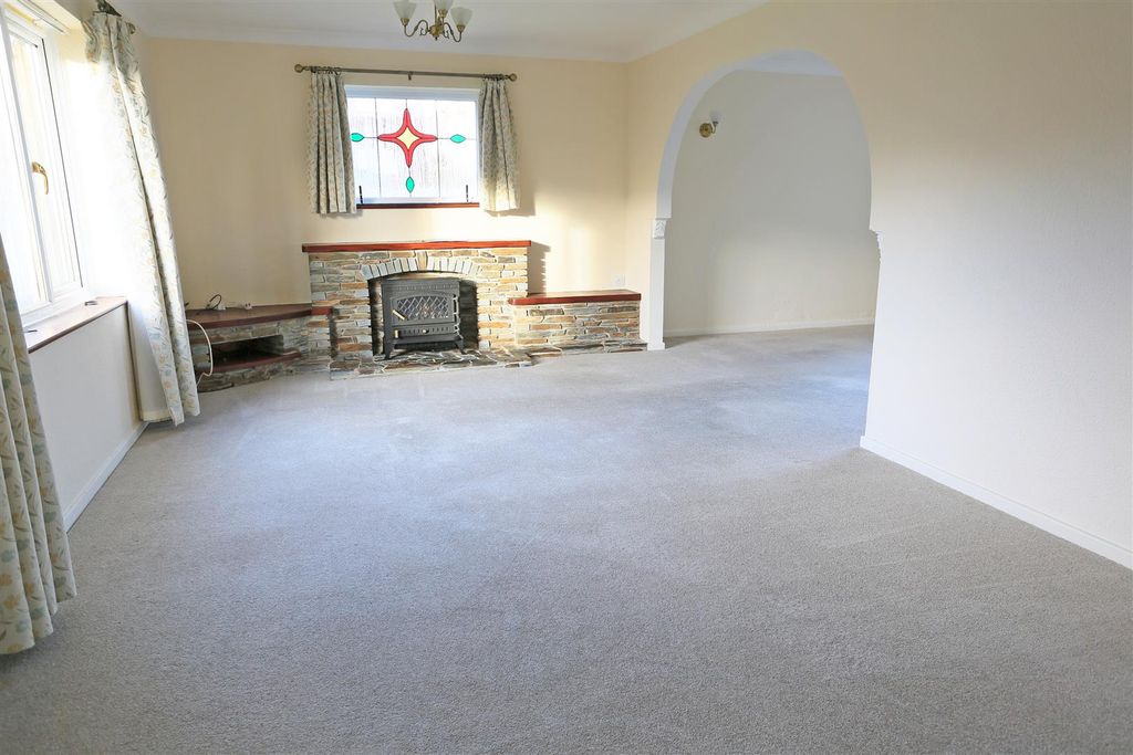 Property photo 3 of 13 Derb2494.Jpg