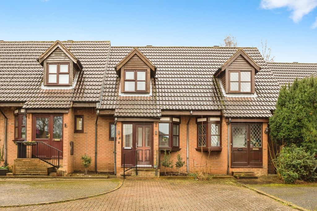 Property photo 1 of 18 Front