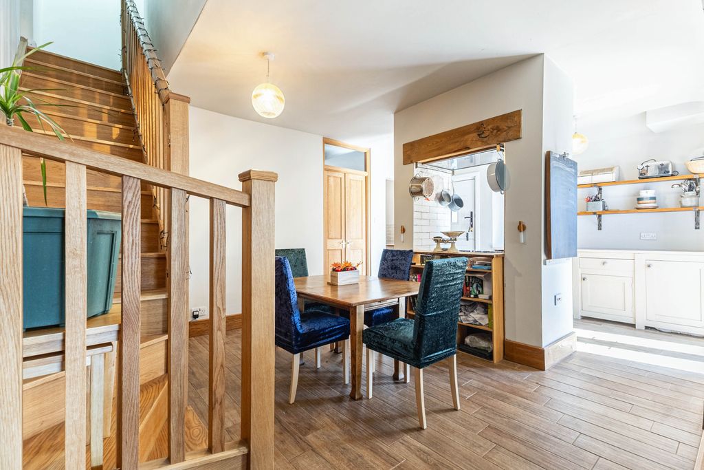 Property photo 3 of 17 Dining Room