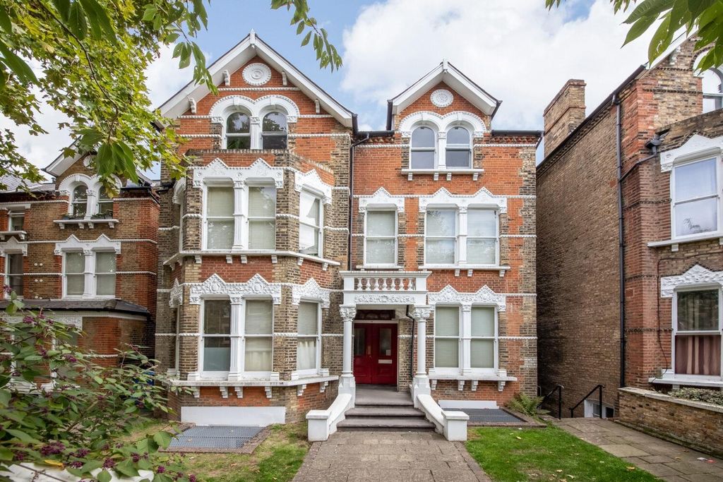 Property photo 1 of 10