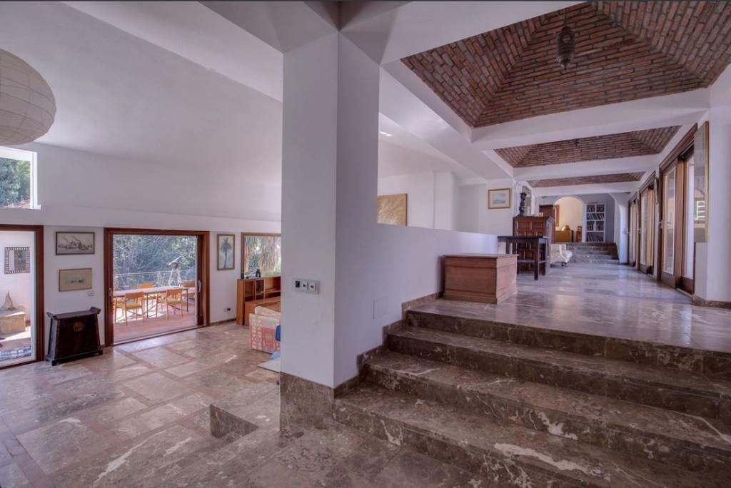 Property photo 3 of 3