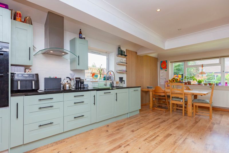 Property photo 2 of 13 Kitchen Dining