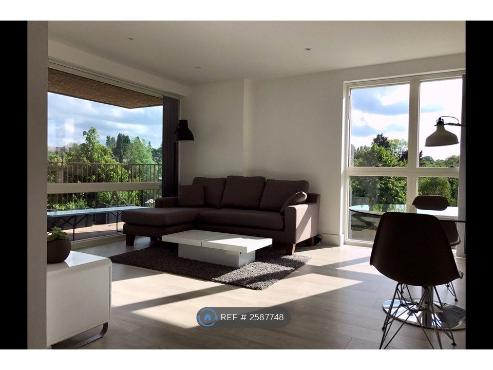 Property photo 1 of 16 Living Area