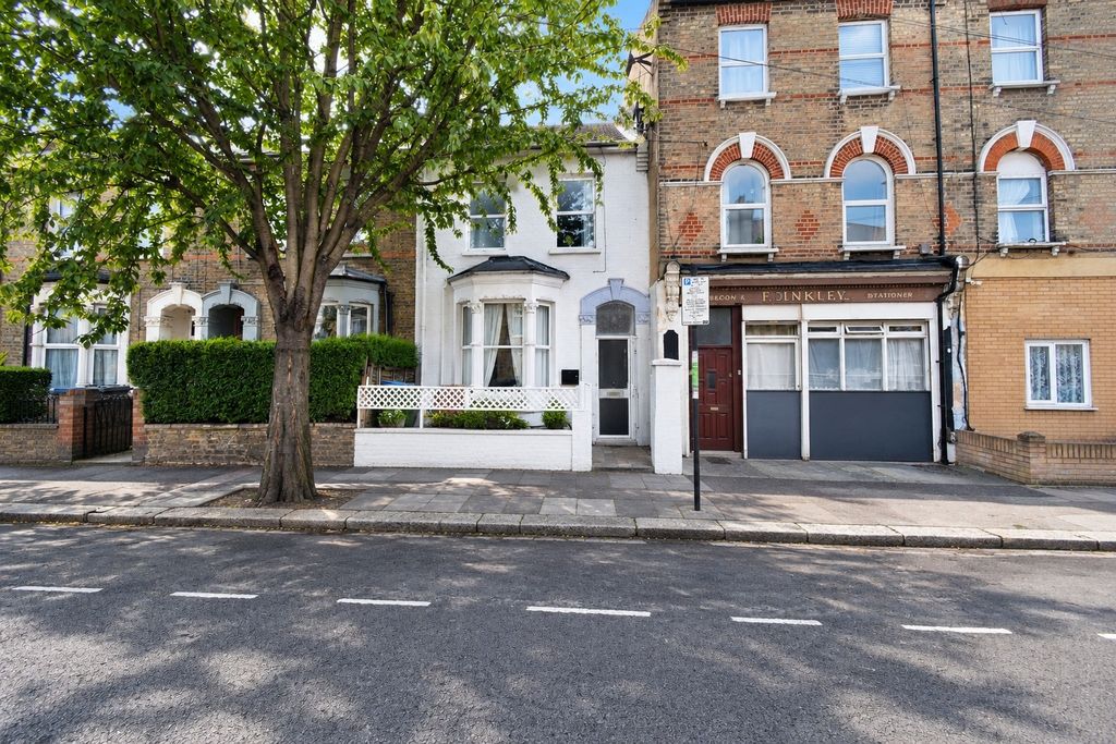 Property photo 1 of 9 3449022
