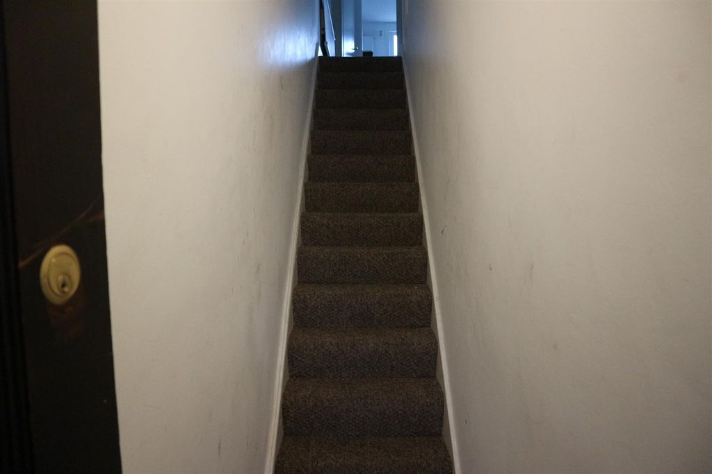 Property photo 2 of 10 Img_0671.Jpg