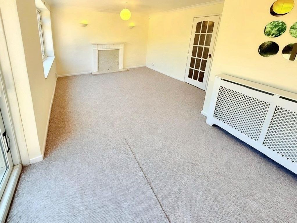 Property photo 3 of 16 E9B9B5dc-14.Jpg