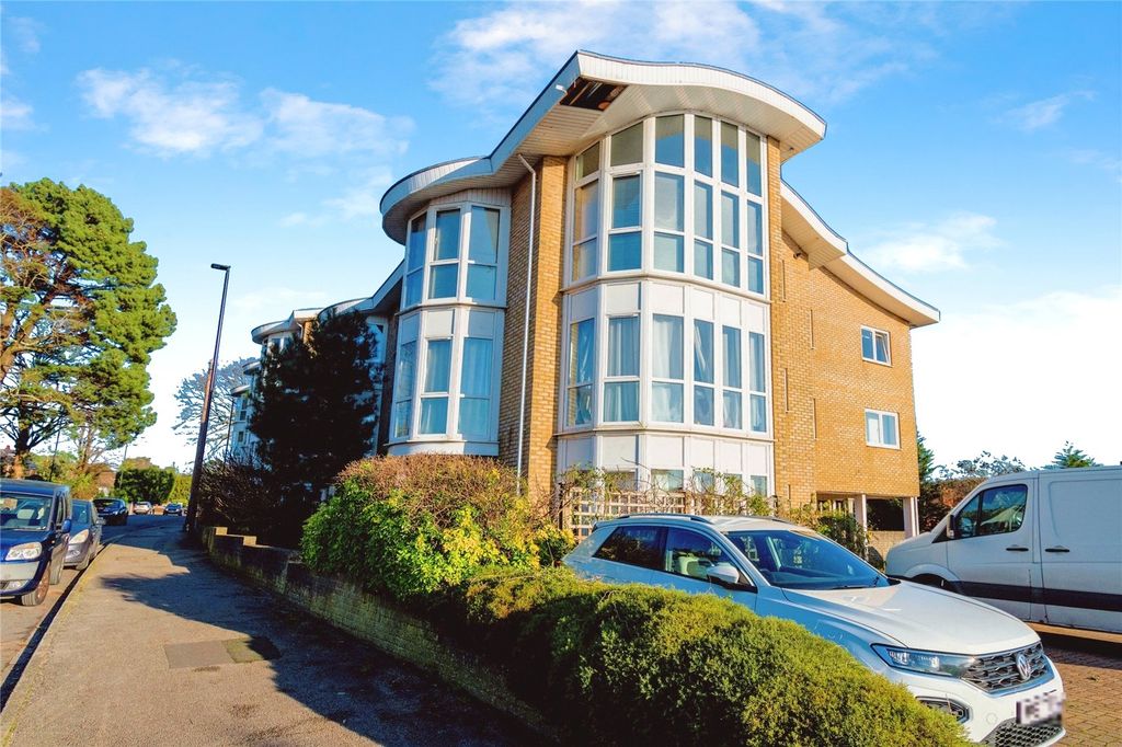Property photo 1 of 14 Picture No. 20
