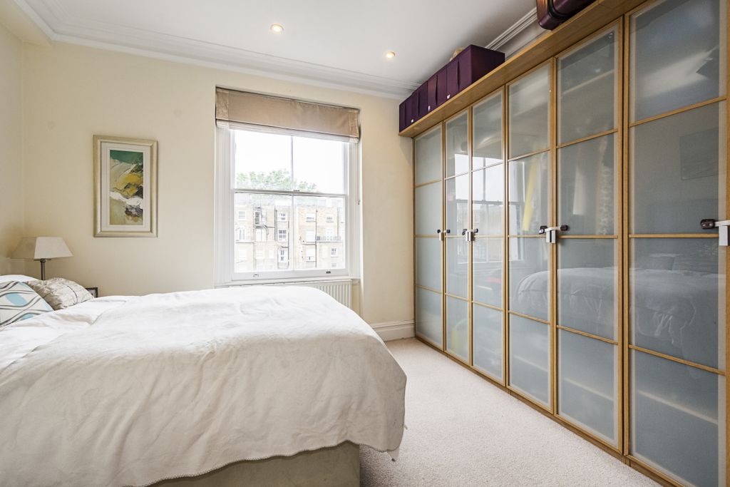 Property photo 3 of 8 Flat-7-9-Ashburn-...