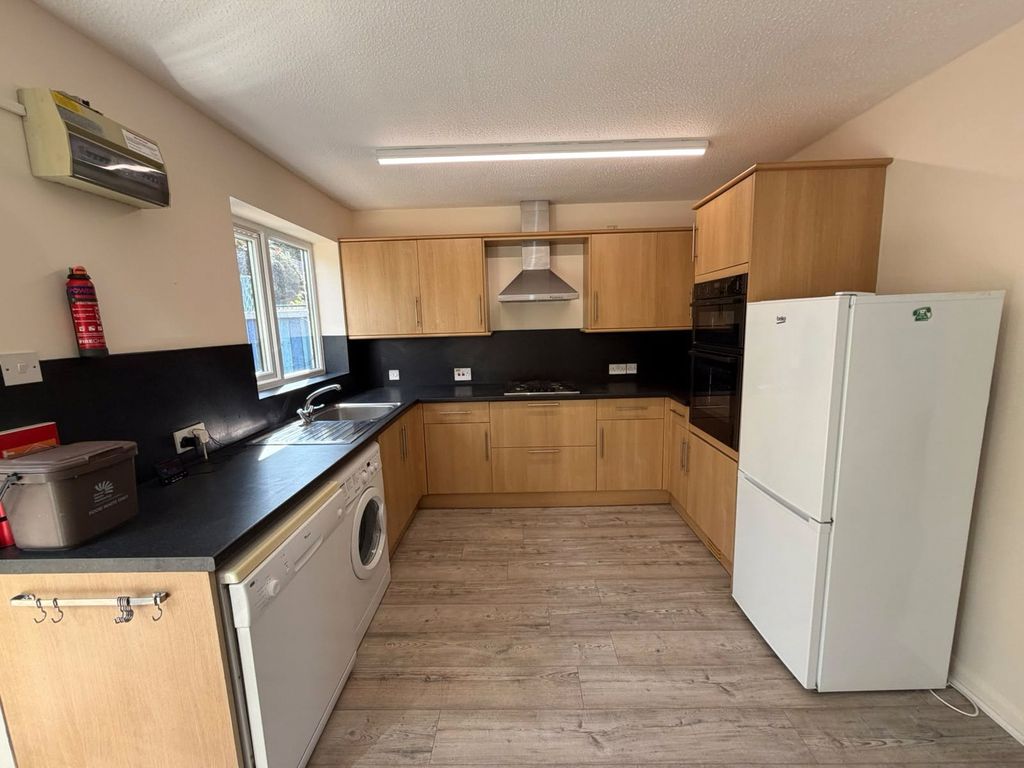 Property photo 3 of 17 Picture No. 08