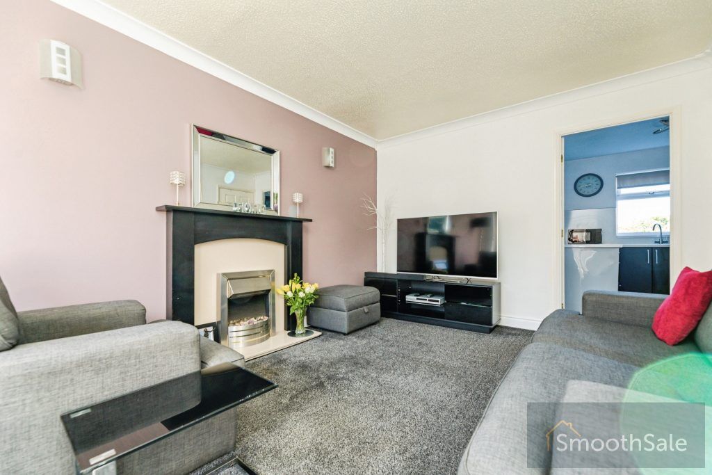Property photo 2 of 27
