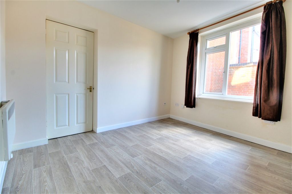 Property photo 2 of 8 2.Jpg