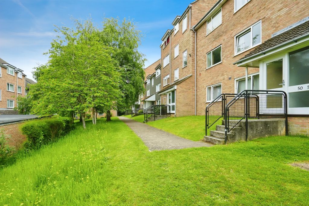 Property photo 3 of 13