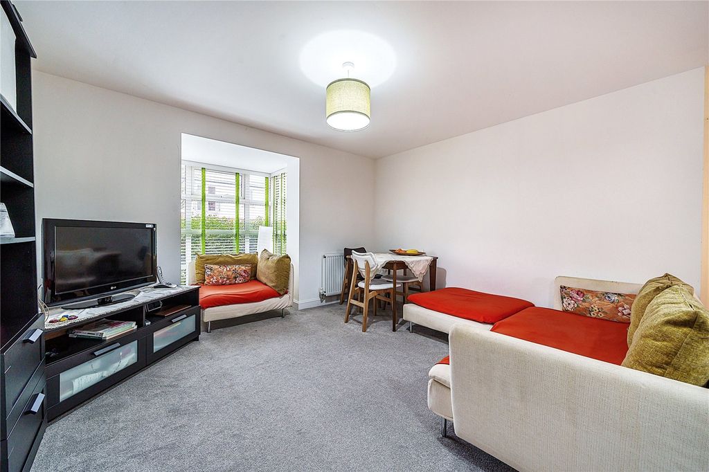 Property photo 3 of 10 Picture No. 02