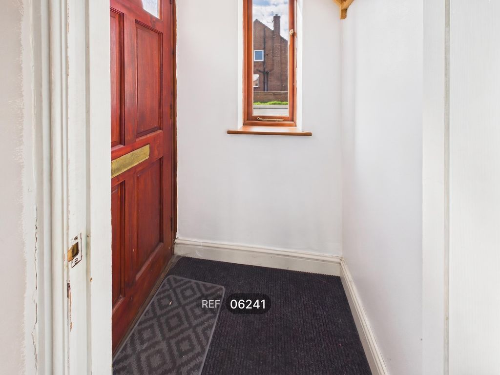Property photo 3 of 13 Entrance