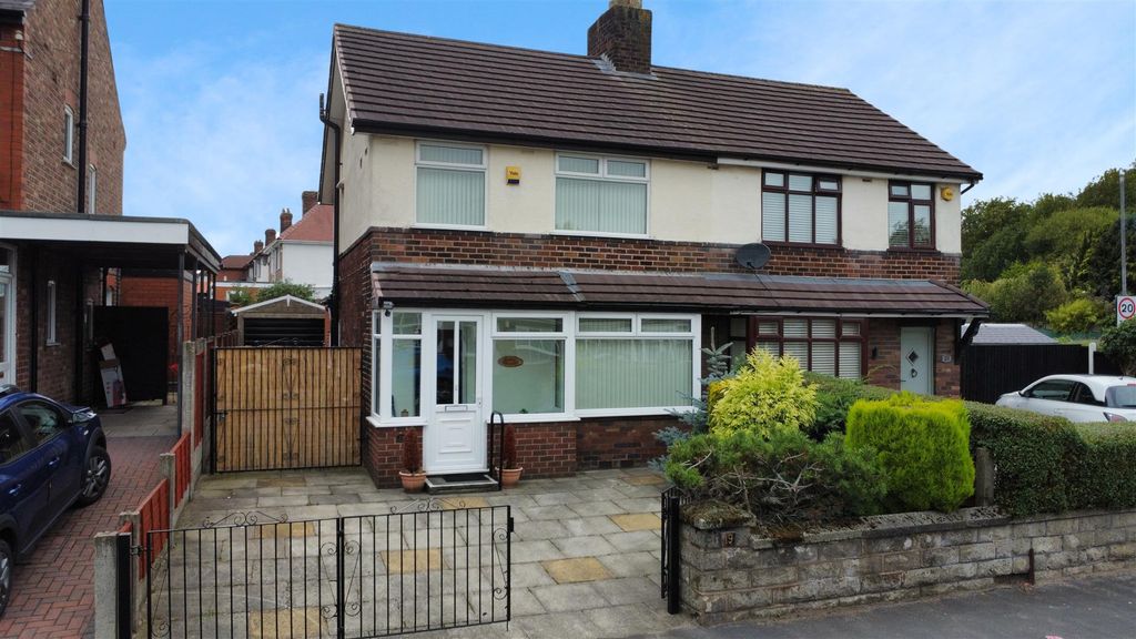 Property photo 1 of 22 Carr Mill Road For Sale
