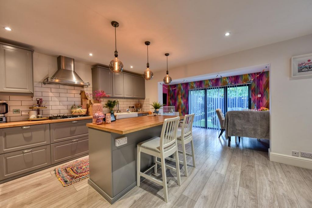 Property photo 2 of 26 Shpc6Am3Ikyobw0M4Pvrya.Jpg