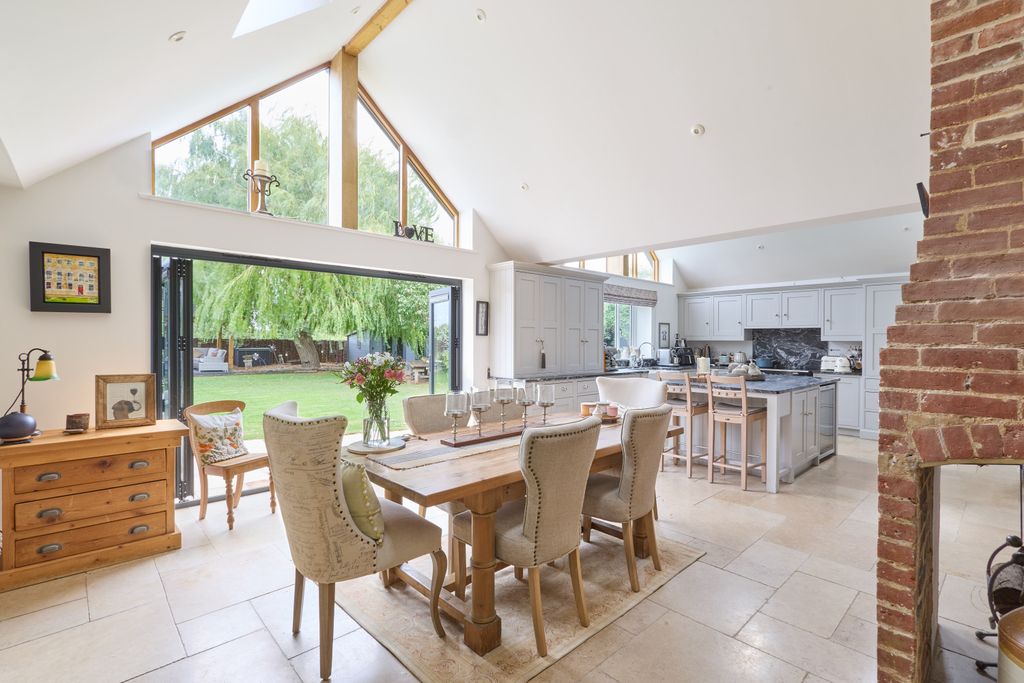 Property photo 2 of 26 School Cottage, Wickhambrook 1507250006