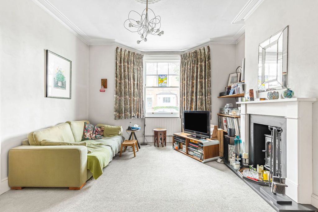 Property photo 3 of 12 Picture No. 15