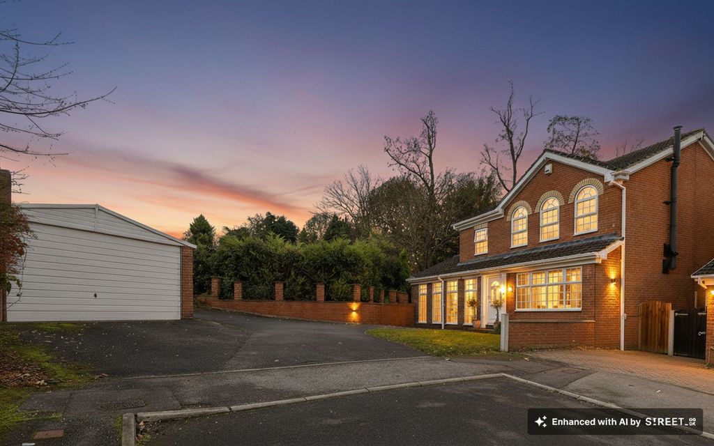 Property photo 1 of 33