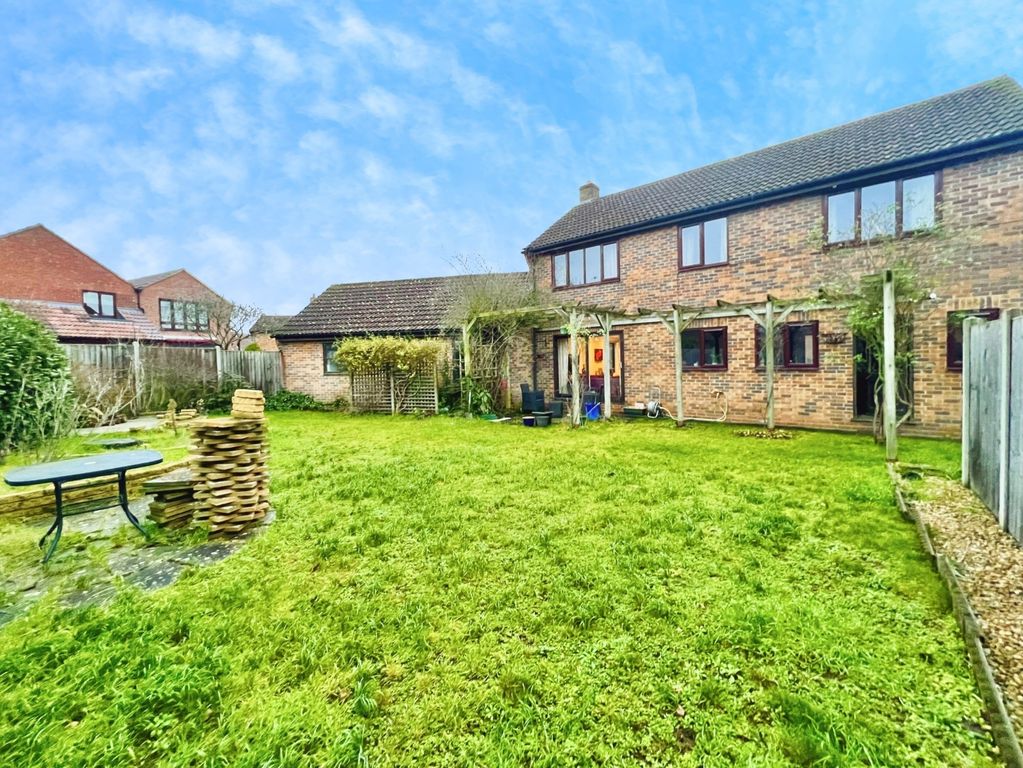 Property photo 2 of 16 Picture No. 05