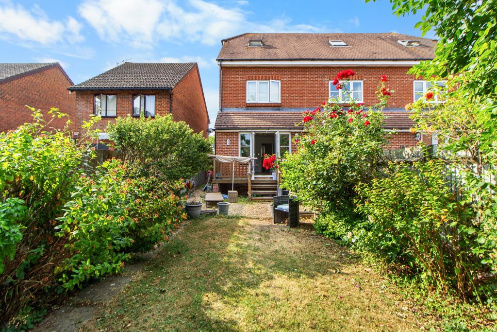 Property photo 3 of 17