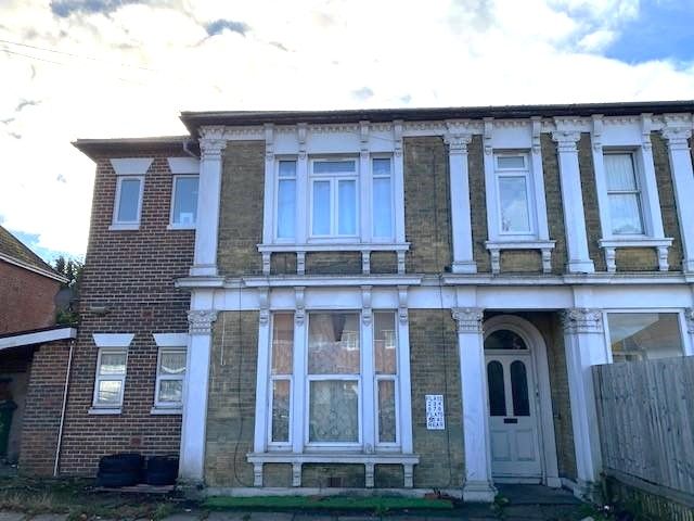 Property photo 1 of 4