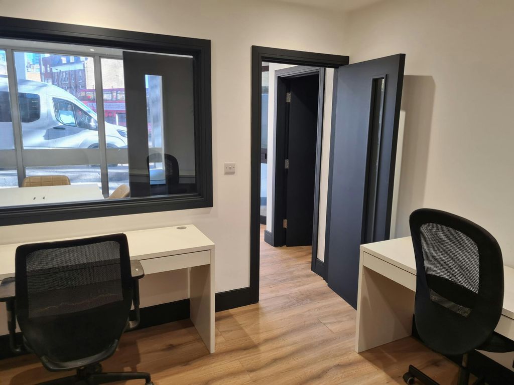 Property photo 1 of 5 Office 1.Jpg