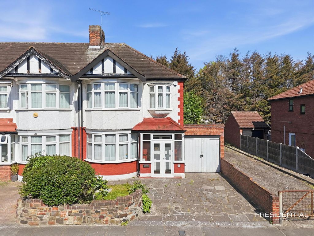 Property photo 1 of 29