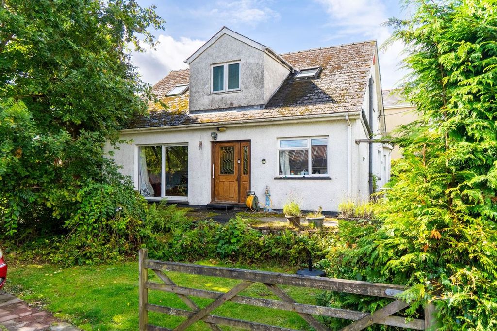 Property photo 1 of 22