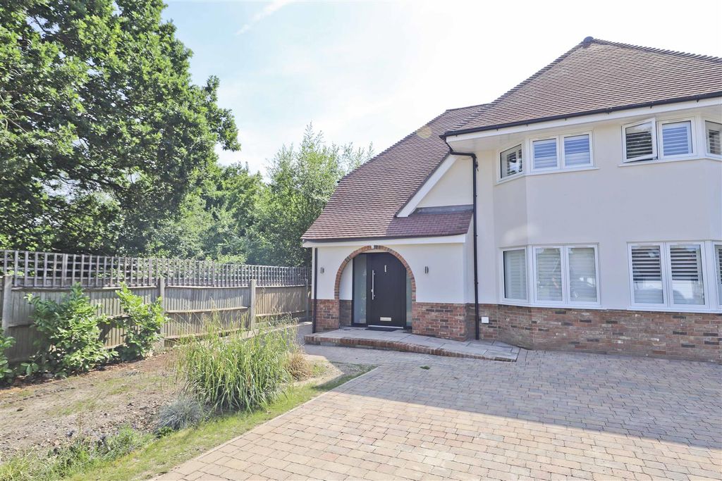 Property photo 1 of 18 Img_5447_1.Jpg