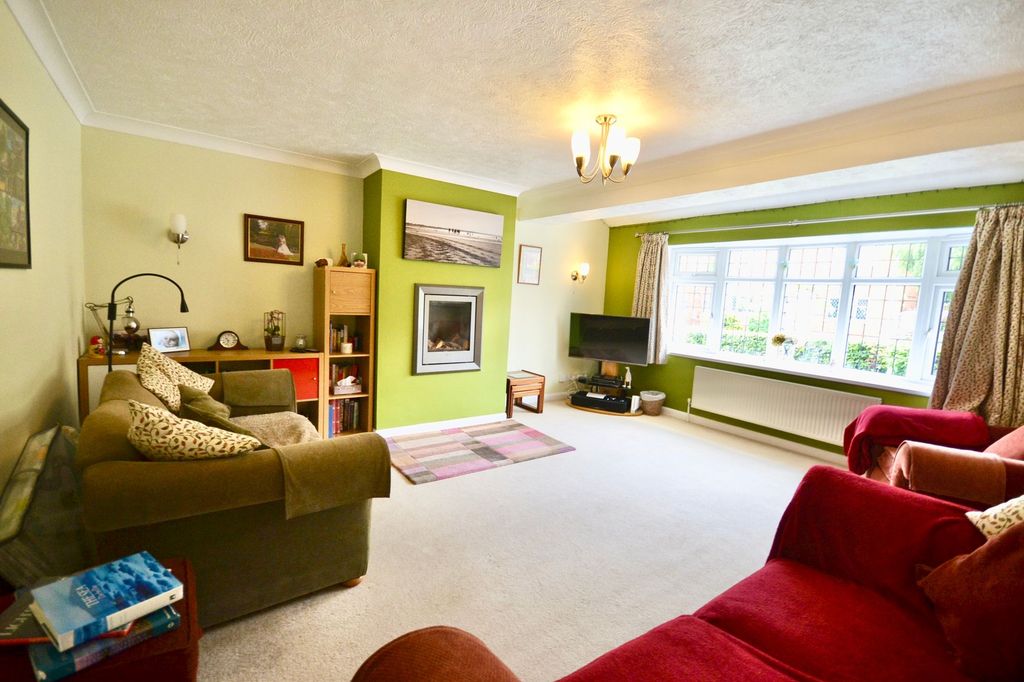 Property photo 3 of 29