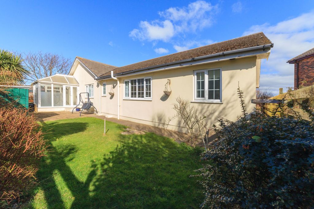 Property photo 3 of 22