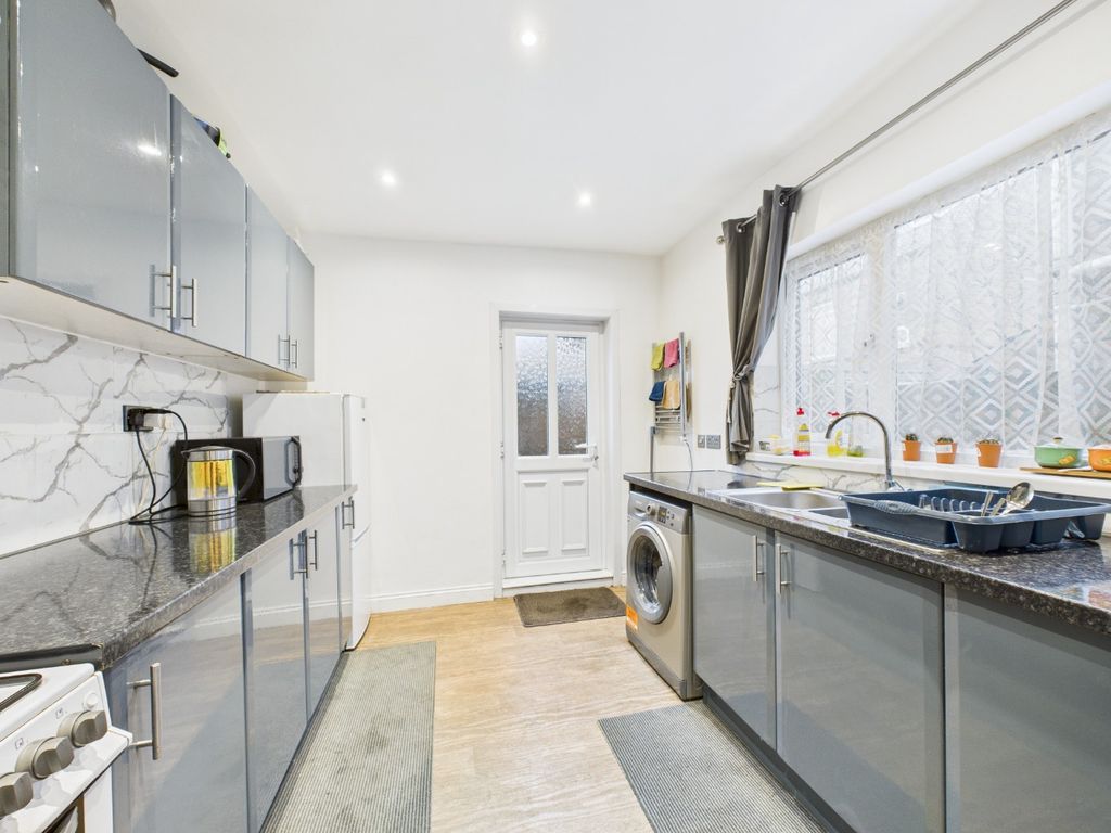 Property photo 2 of 8 4794286