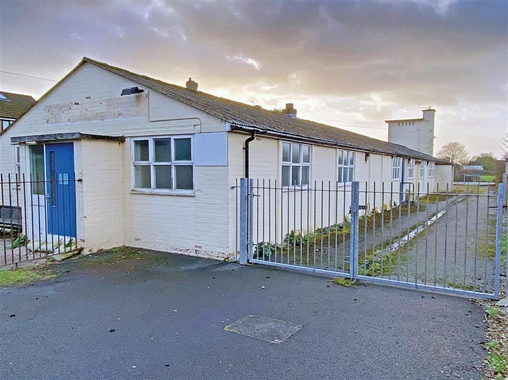 Property photo 1 of 5