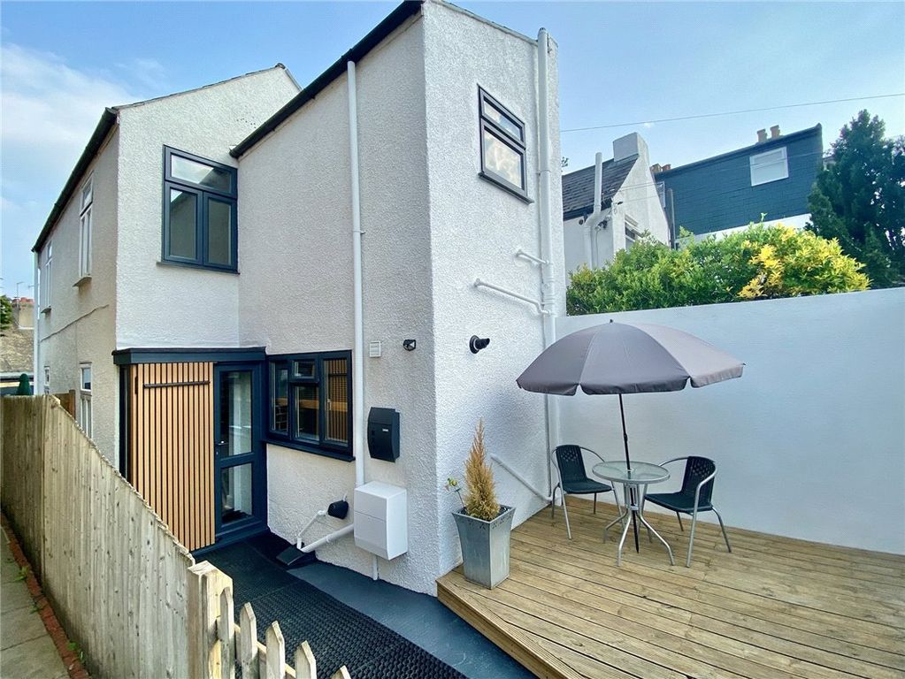 Property photo 2 of 28 Picture No. 51