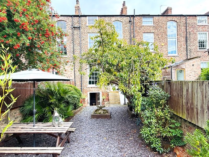 Property photo 3 of 38 Photo 49