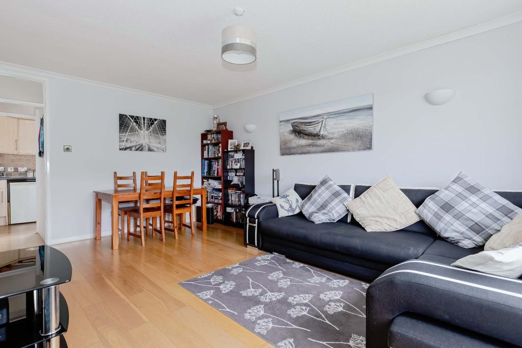 Property photo 2 of 10 Russel Court_1.Jpg