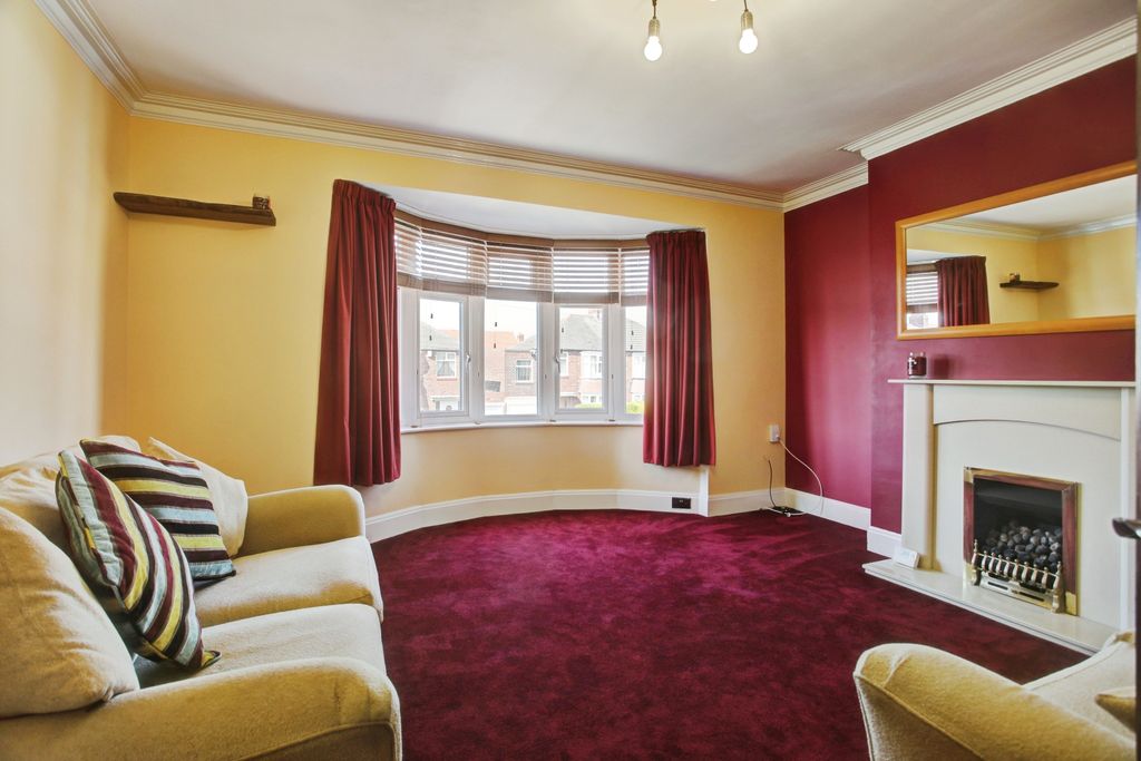 Property photo 3 of 14 Living Room