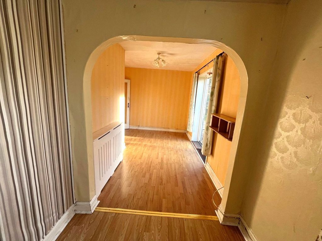 Property photo 3 of 10 Picture No. 15