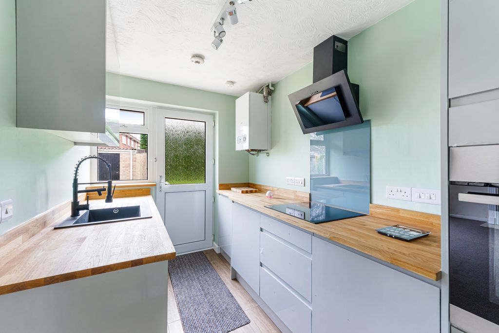 Property photo 2 of 17 Gallery