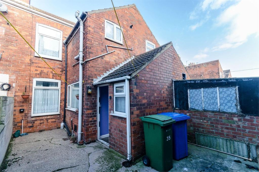 Property photo 2 of 7 7