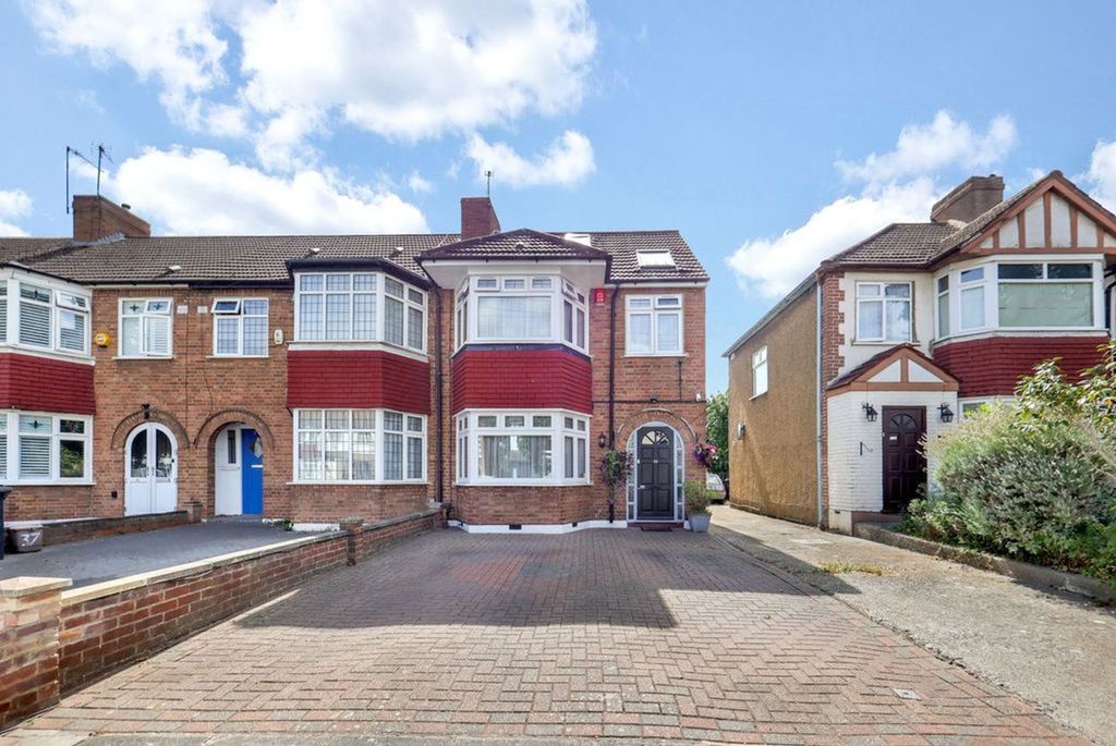 Property photo 1 of 29
