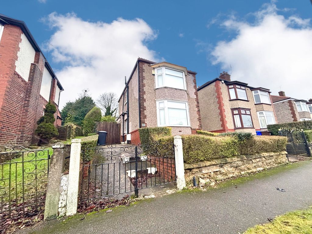 Property photo 2 of 13