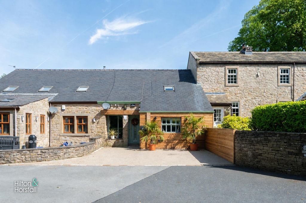 Property photo 1 of 29 The Coach House