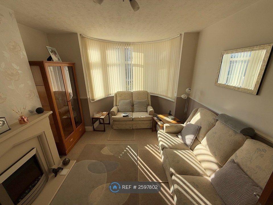 Property photo 3 of 20