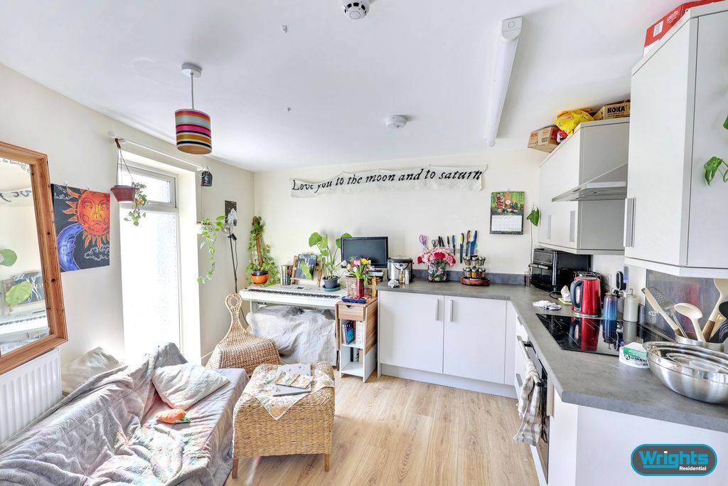 Property photo 2 of 7 Photo 1